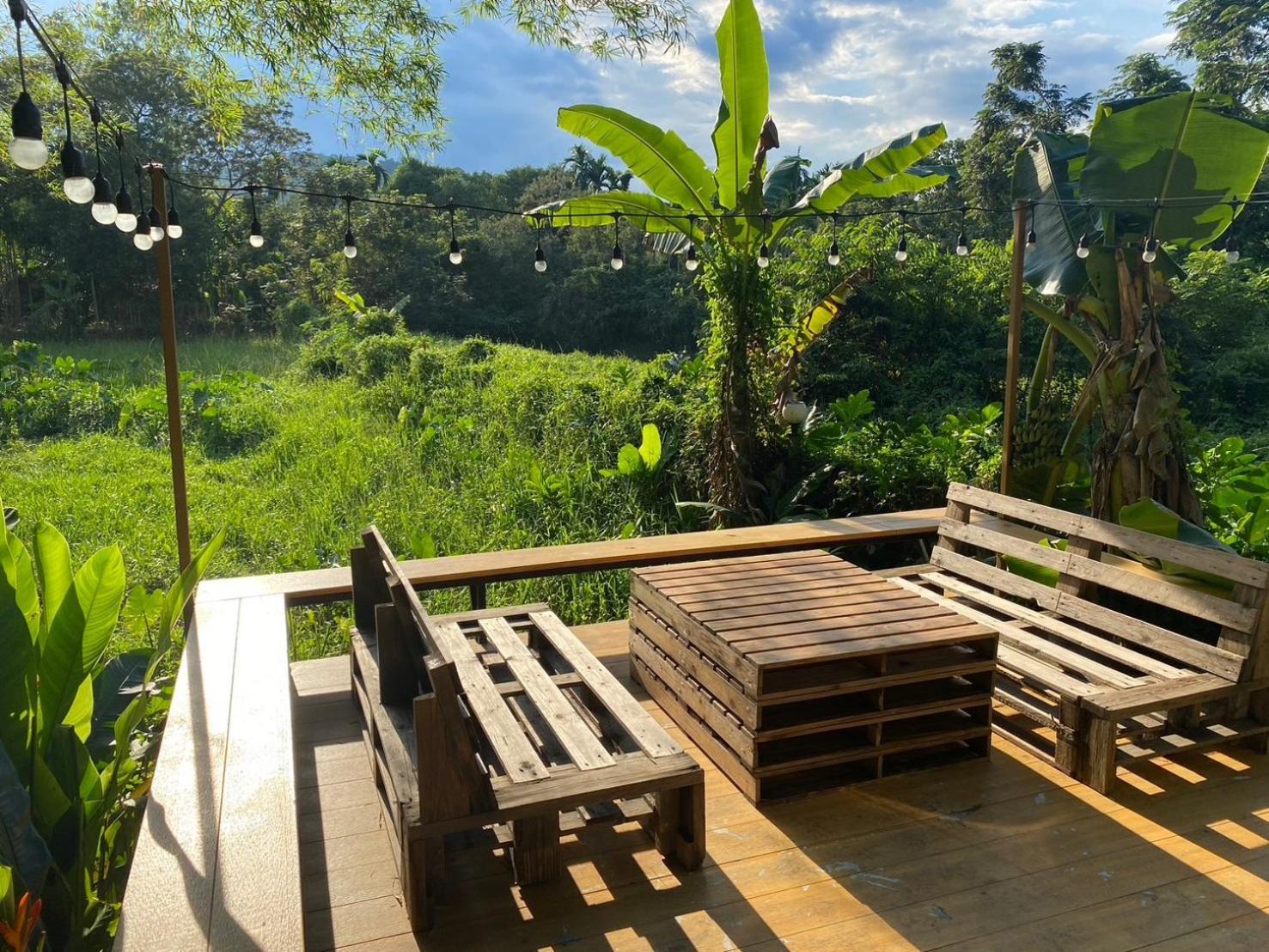 Baan Nai Baan Nok Resort Накхон-Найок Екстер'єр фото