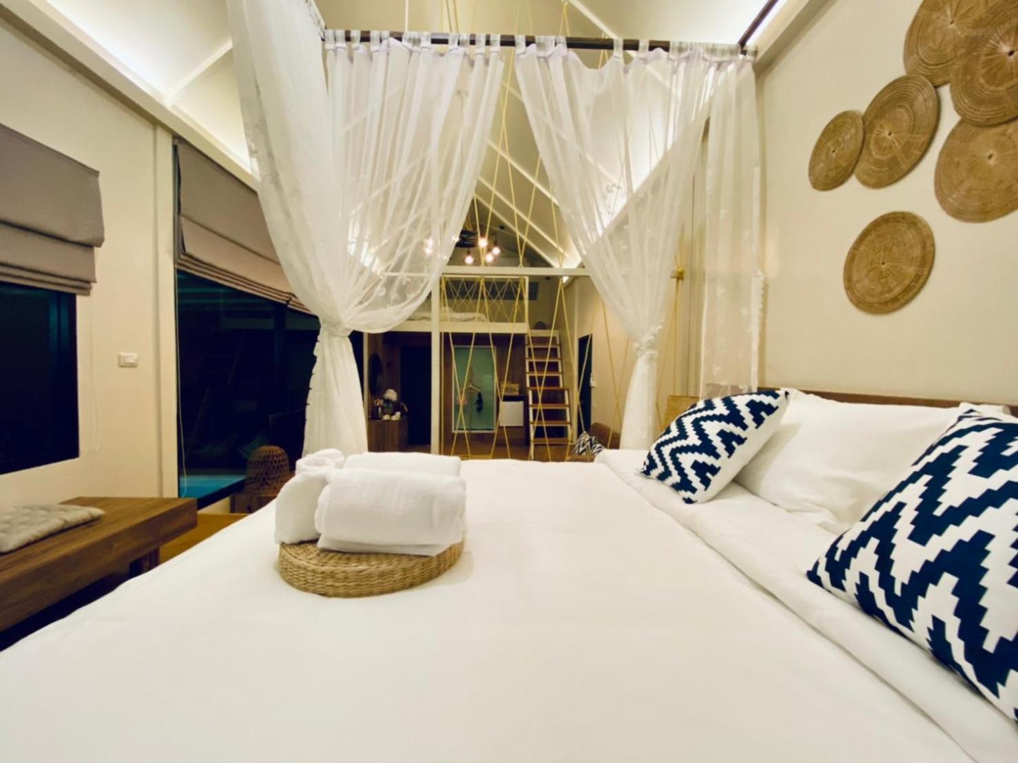 Baan Nai Baan Nok Resort Накхон-Найок Екстер'єр фото