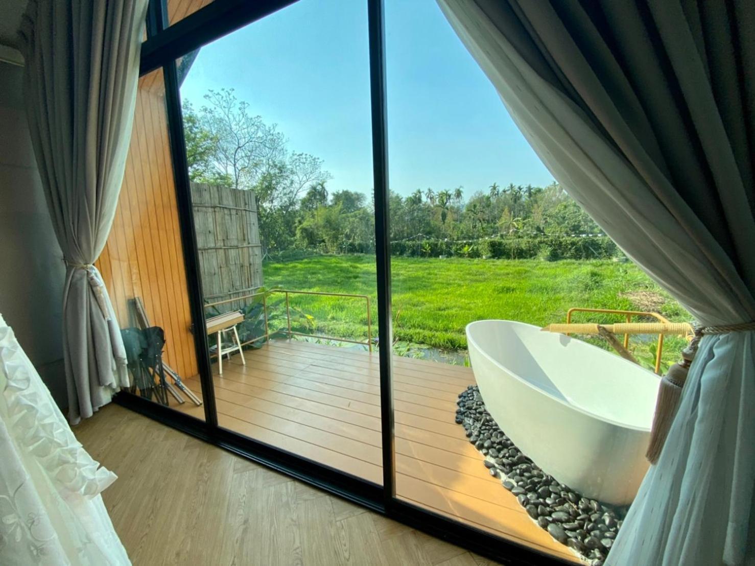 Baan Nai Baan Nok Resort Накхон-Найок Екстер'єр фото