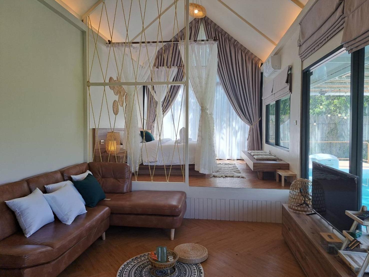 Baan Nai Baan Nok Resort Накхон-Найок Екстер'єр фото