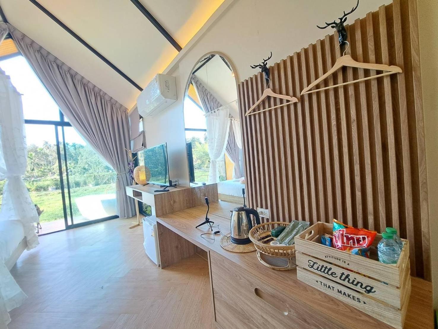 Baan Nai Baan Nok Resort Накхон-Найок Екстер'єр фото